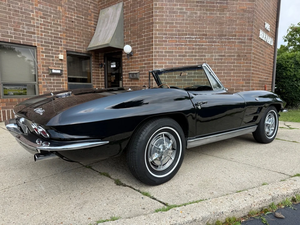 1963 Chevrolet Corvette C2 - Image 9 of 31