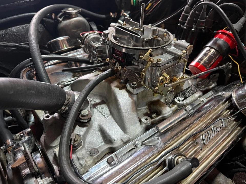 1963 Chevrolet Corvette C2 - Image 18 of 31