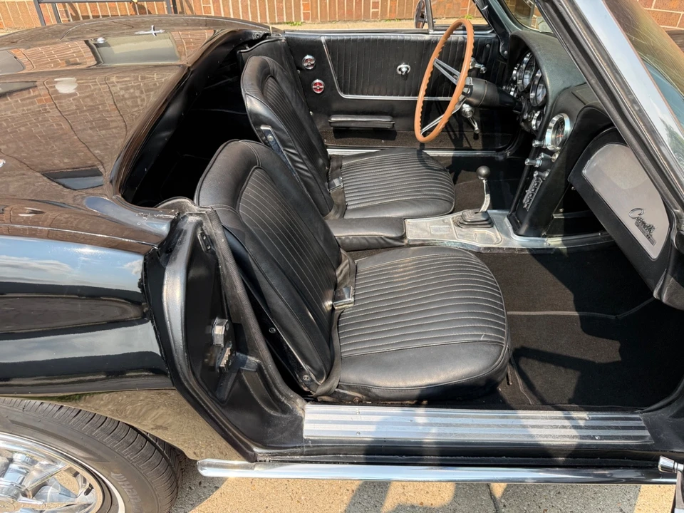 1963 Chevrolet Corvette C2 - Image 30 of 31