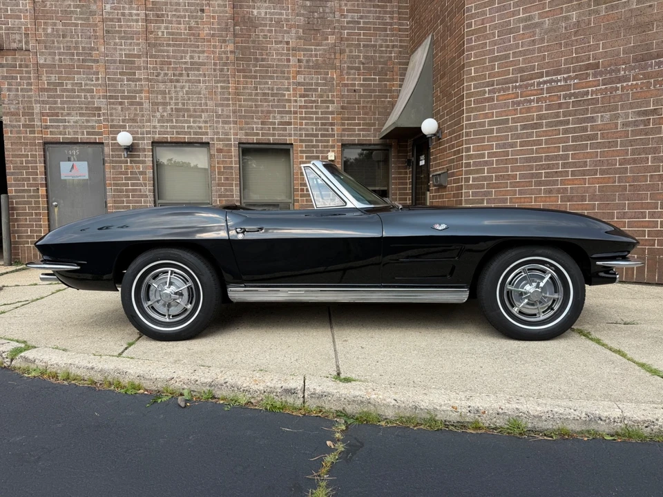 1963 Chevrolet Corvette C2 - Image 10 of 31
