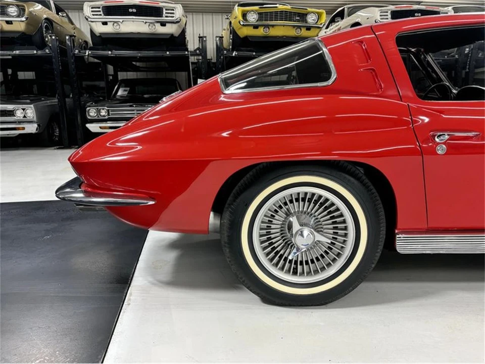 1963 Chevrolet Corvette C2 - Image 8 of 31