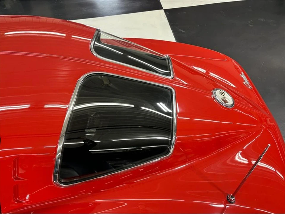 1963 Chevrolet Corvette C2 - Image 24 of 31