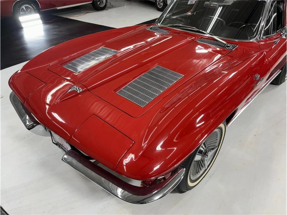 1963 Chevrolet Corvette C2 - Image 22 of 31