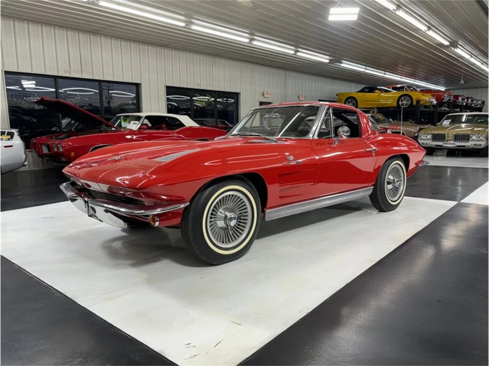 1963 Chevrolet Corvette C2 - Image 20 of 31