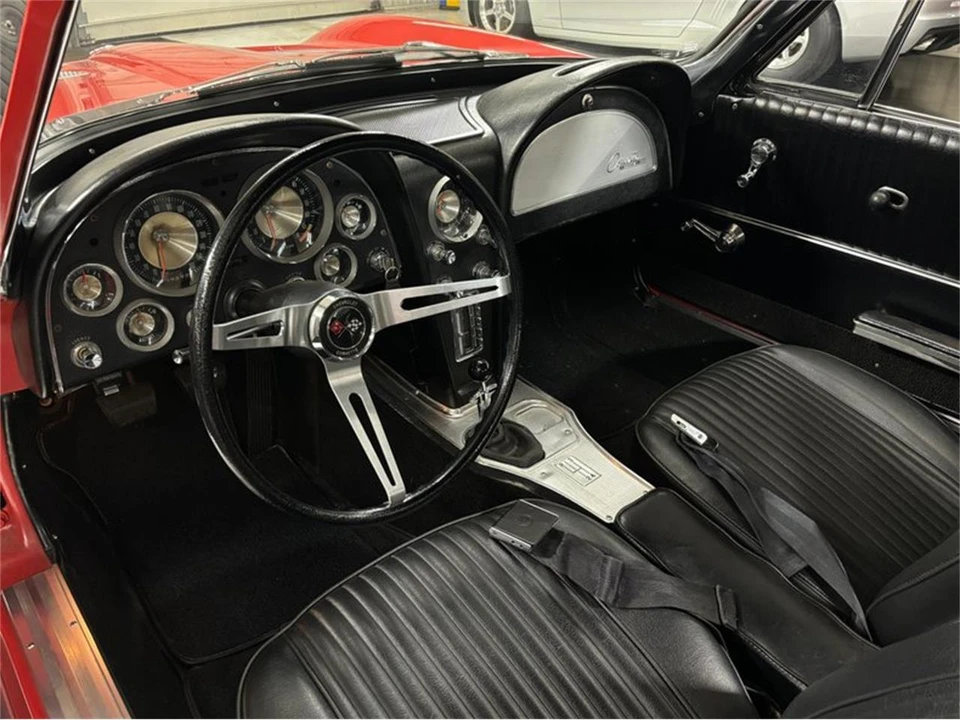 1963 Chevrolet Corvette C2 - Image 27 of 31