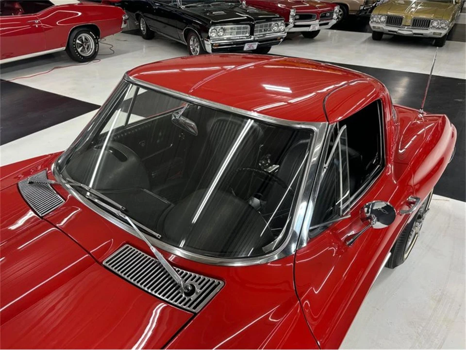 1963 Chevrolet Corvette C2 - Image 23 of 31