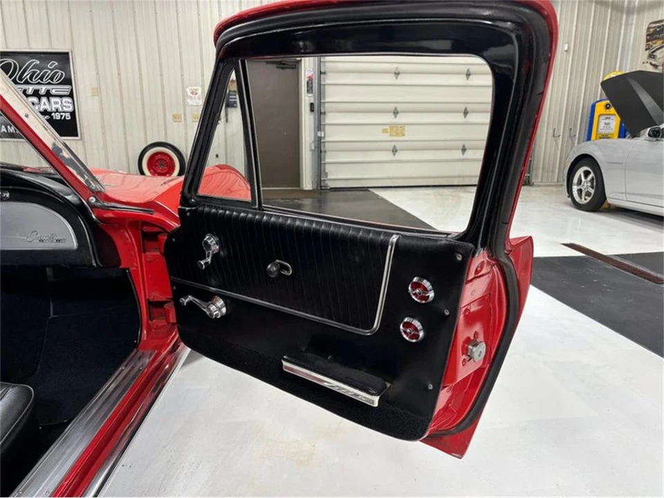 1963 Chevrolet Corvette C2 - Image 31 of 31