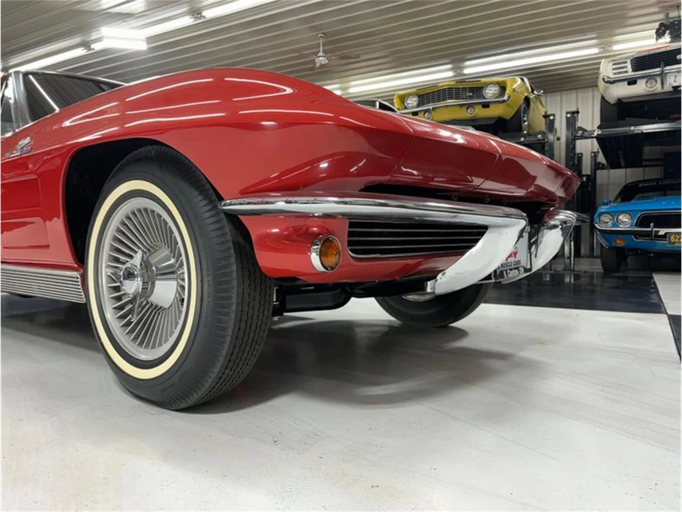 1963 Chevrolet Corvette C2 - Image 3 of 31