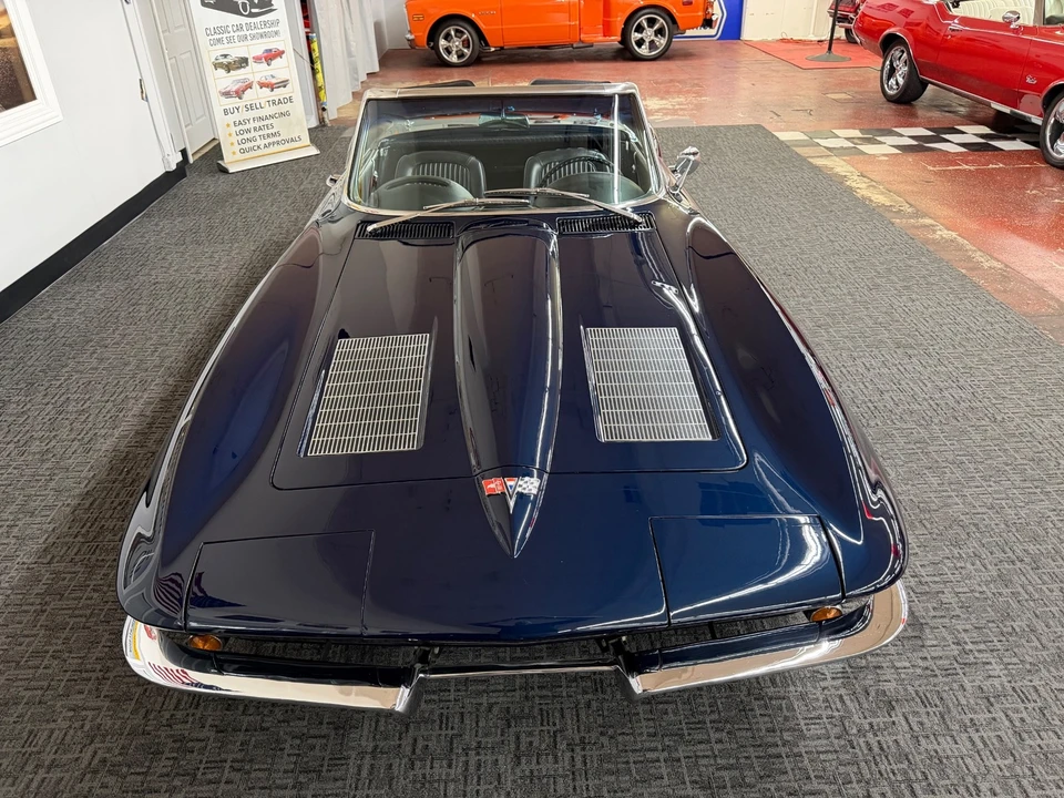 1963 Chevrolet Corvette C2 - Image 13 of 31