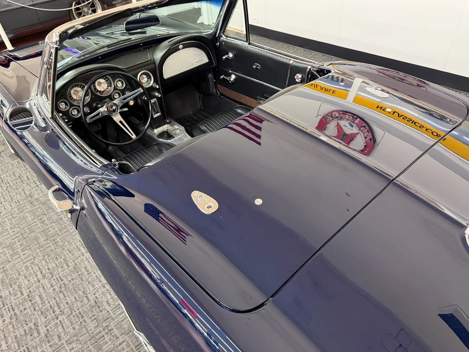 1963 Chevrolet Corvette C2 - Image 24 of 31