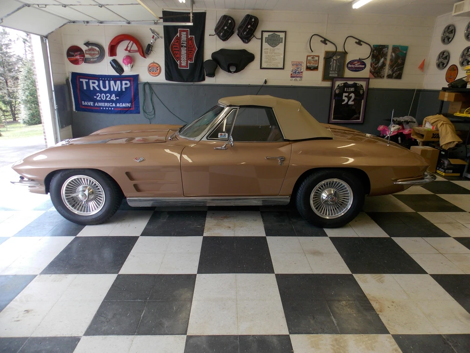 1963 Chevrolet Corvette C2 - Image 7 of 25