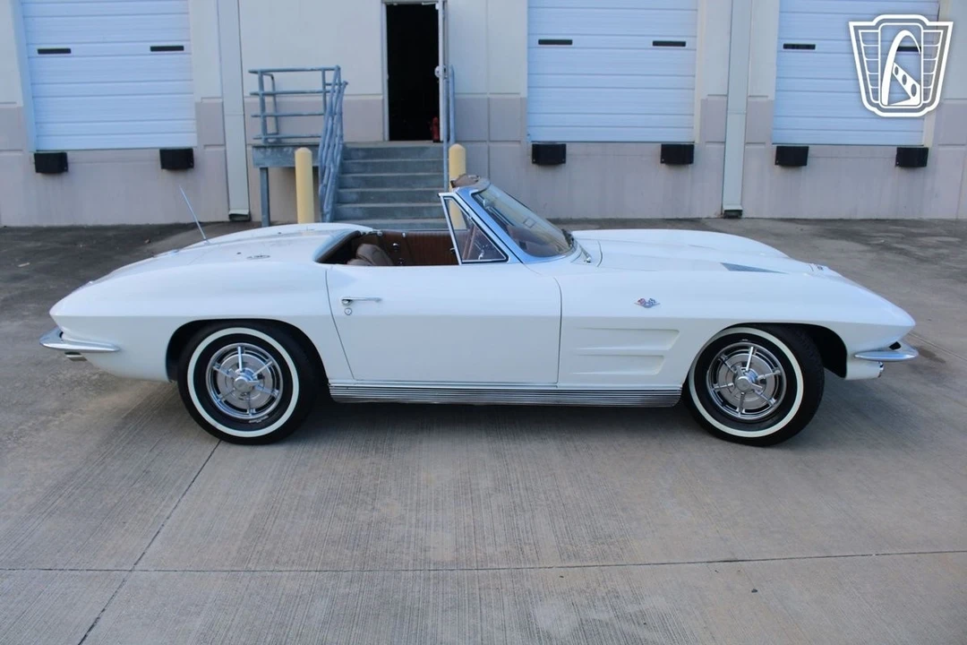 1963 Chevrolet Corvette C2 - Image 8 of 21