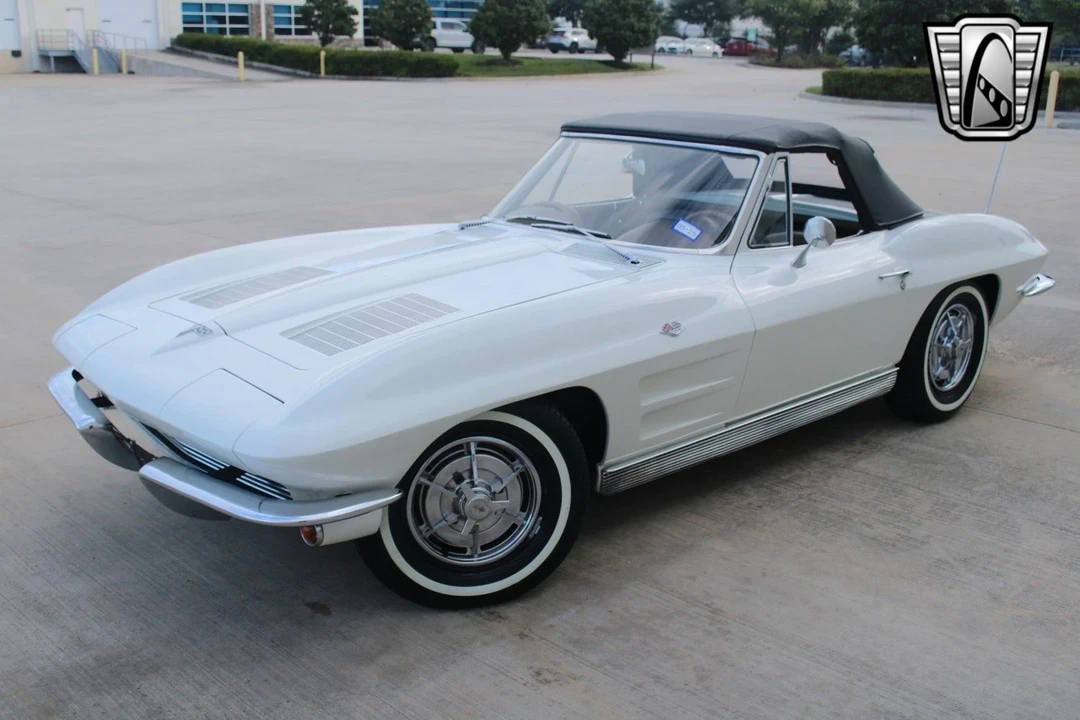 1963 Chevrolet Corvette C2 - Image 8 of 21