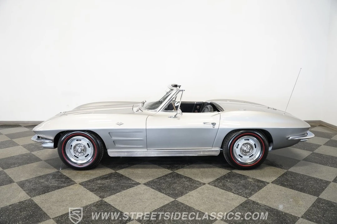 1963 Chevrolet Corvette C2 - Image 11 of 12