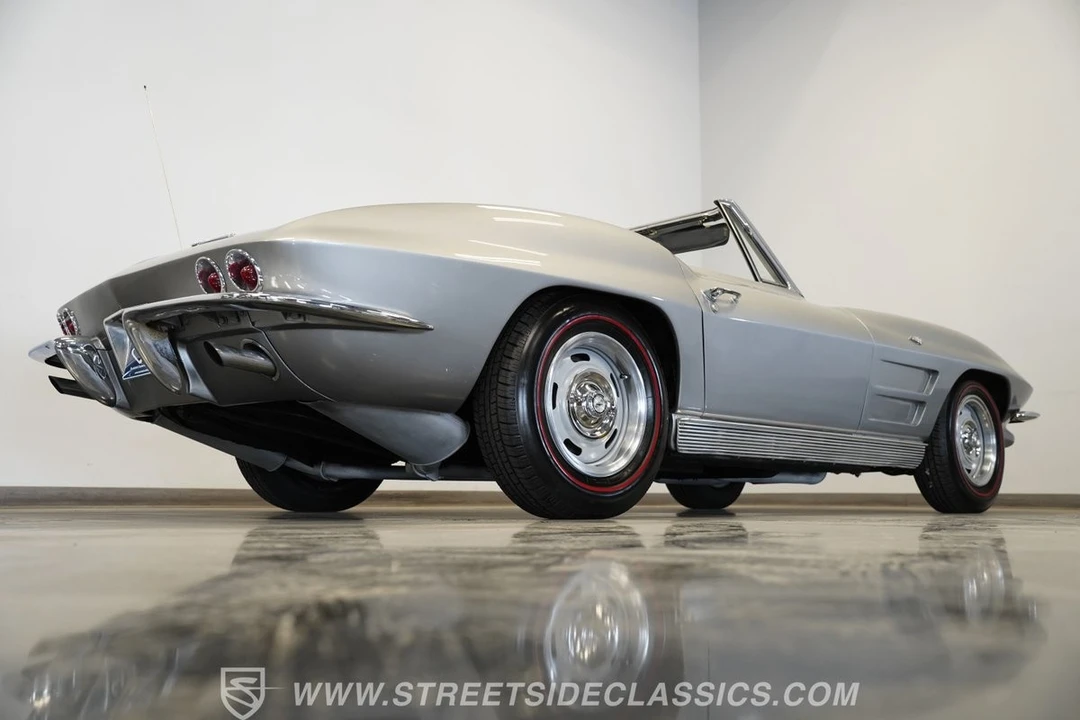 1963 Chevrolet Corvette C2 - Image 17 of 31