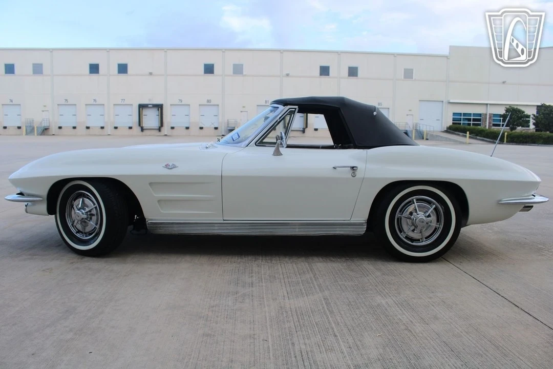 1963 Chevrolet Corvette C2 - Image 18 of 21