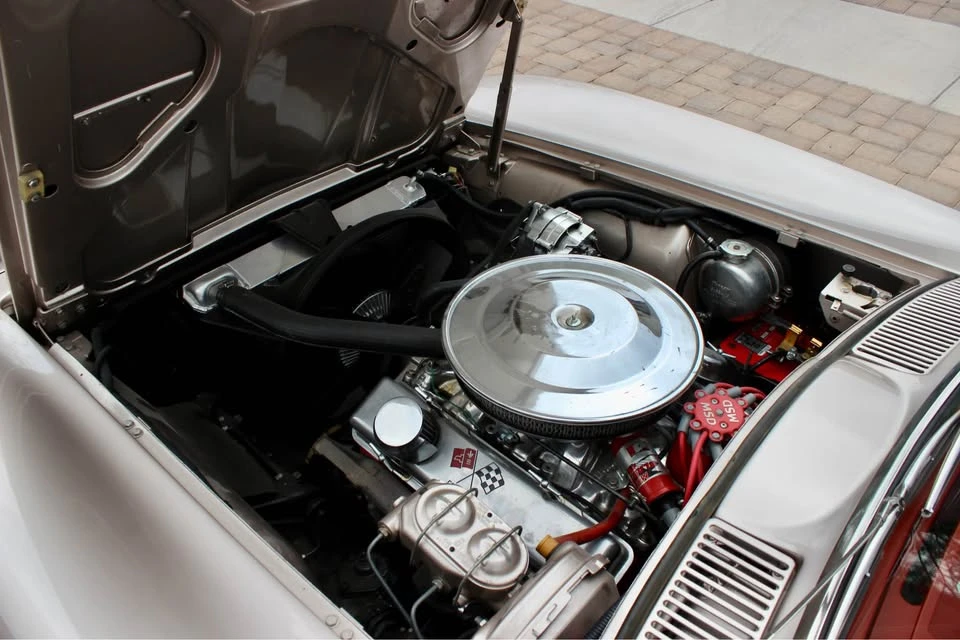 1963 Chevrolet Corvette C2 - Image 2 of 5