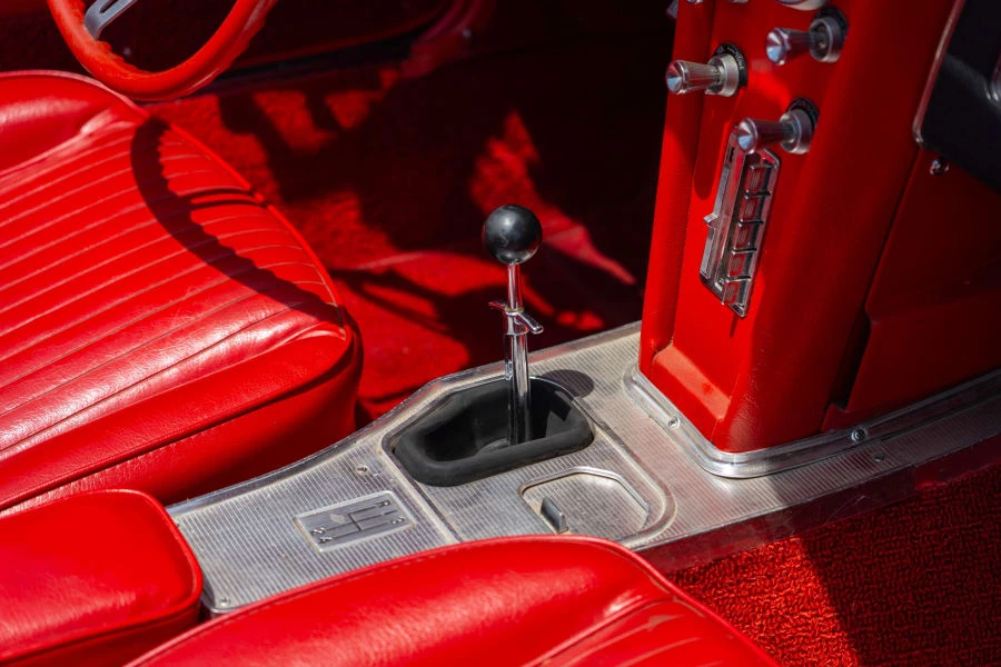 1963 Chevrolet Corvette C2 - Image 16 of 18