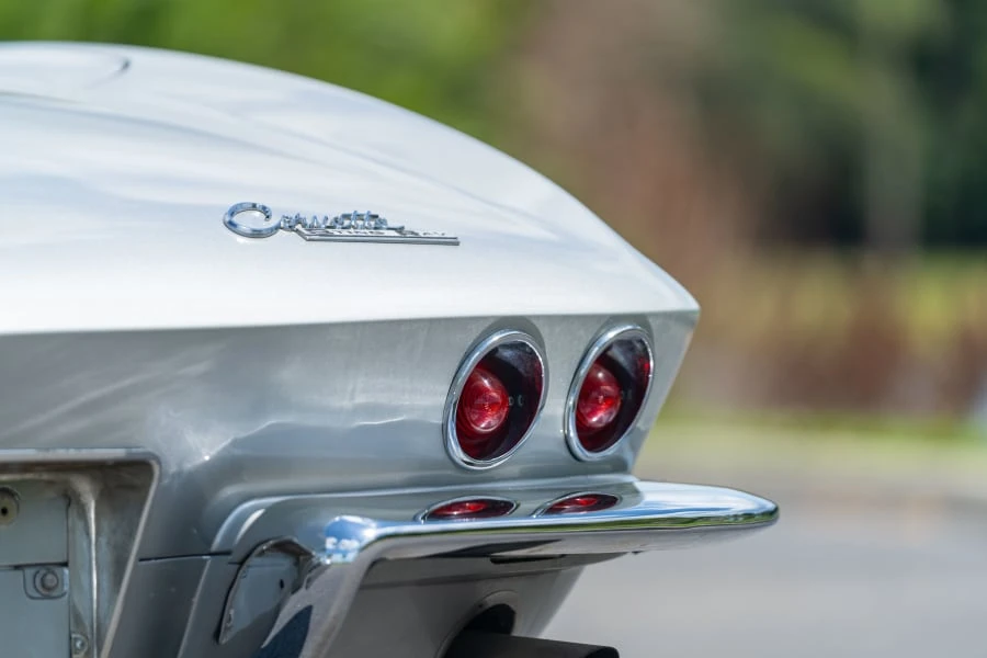 1963 Chevrolet Corvette C2 - Image 10 of 18