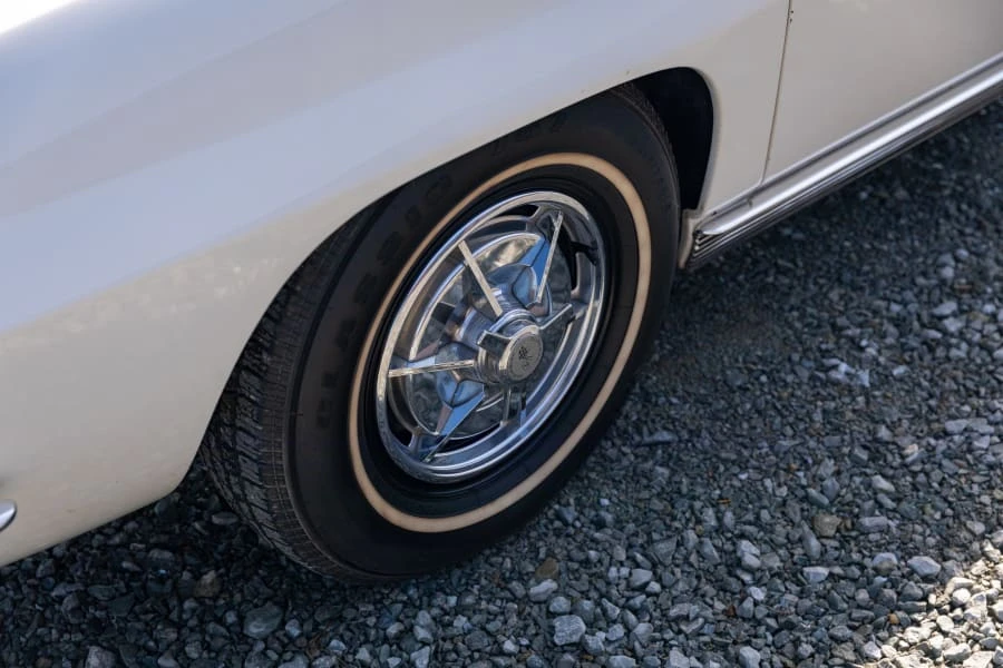 1963 Chevrolet Corvette C2 - Image 11 of 28