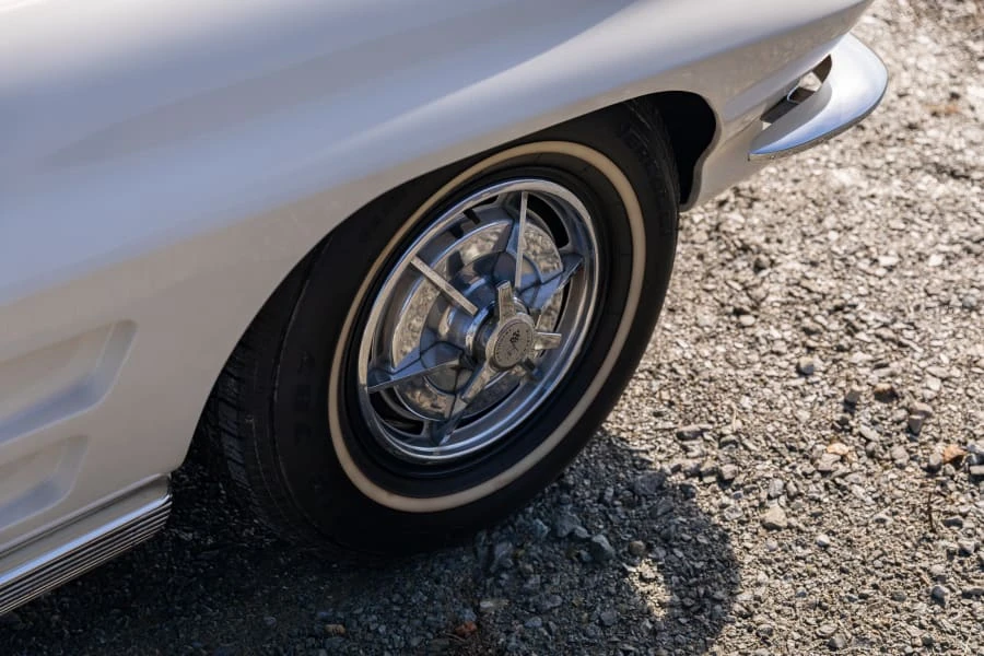 1963 Chevrolet Corvette C2 - Image 10 of 28