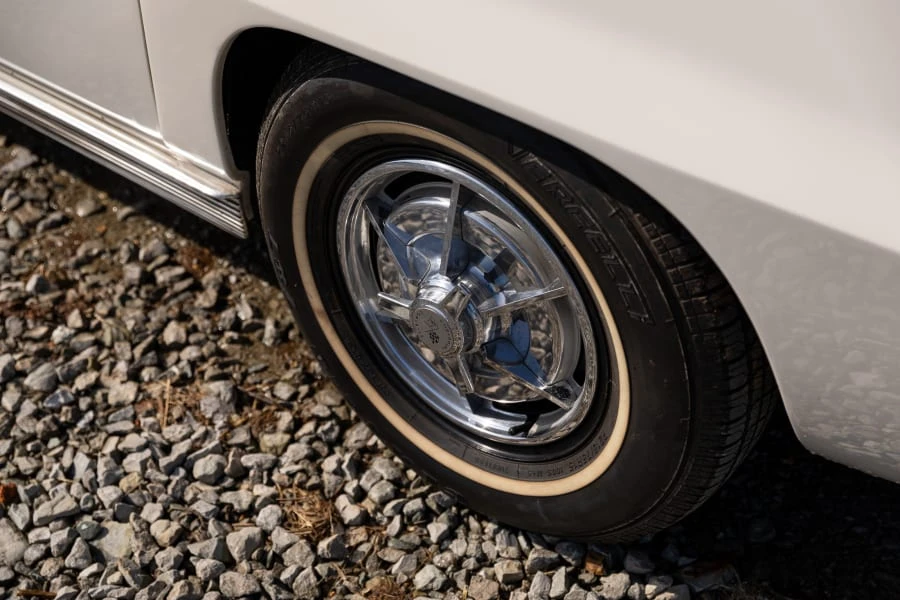 1963 Chevrolet Corvette C2 - Image 14 of 28