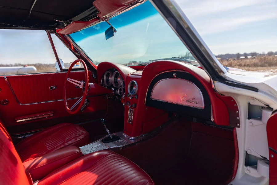 1963 Chevrolet Corvette C2 - Image 17 of 28