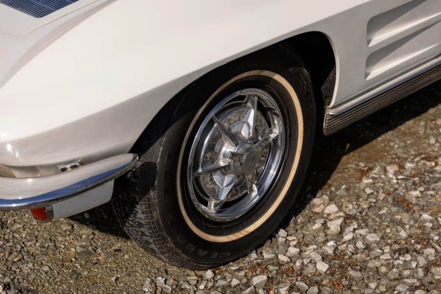 1963 Chevrolet Corvette C2 - Image 12 of 28