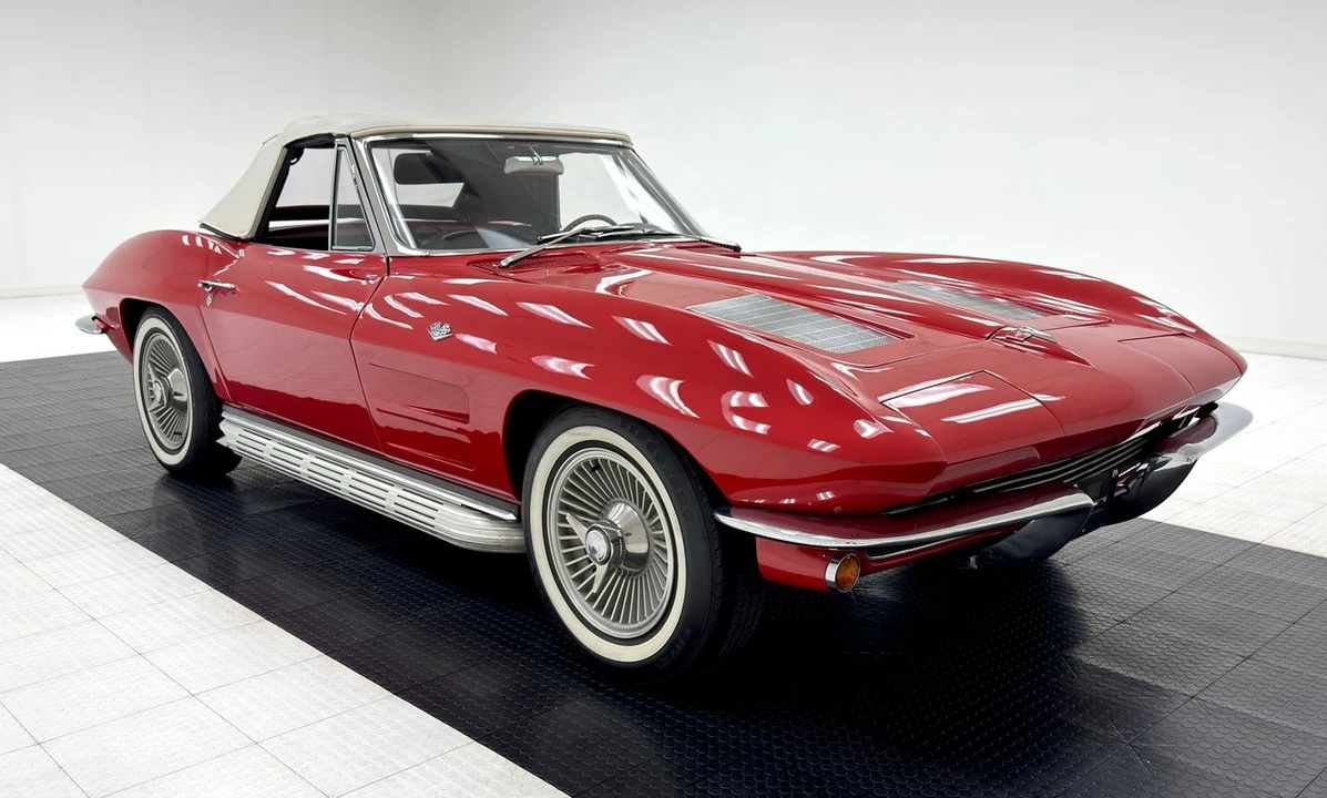 1963 Chevrolet Corvette C2 - Image 10 of 21