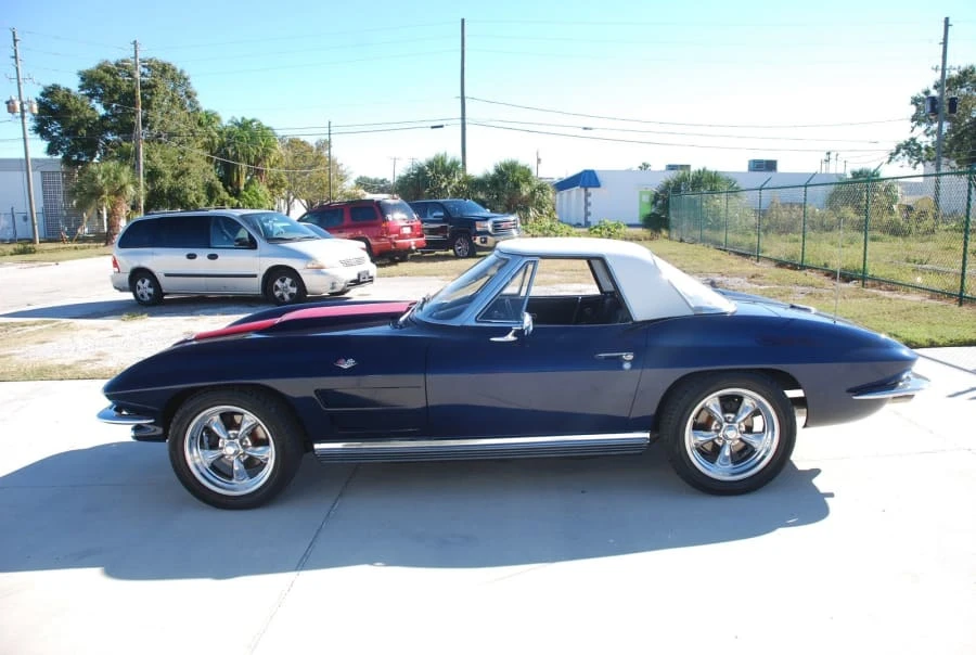 1963 Chevrolet Corvette C2 - Image 2 of 12