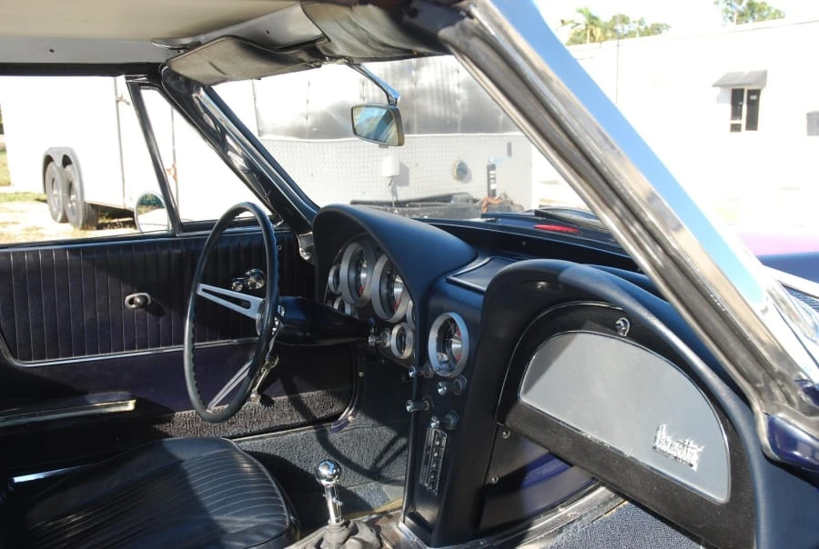 1963 Chevrolet Corvette C2 - Image 10 of 12