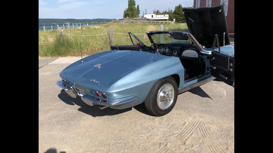 1963 Chevrolet Corvette C2 - Image 8 of 9
