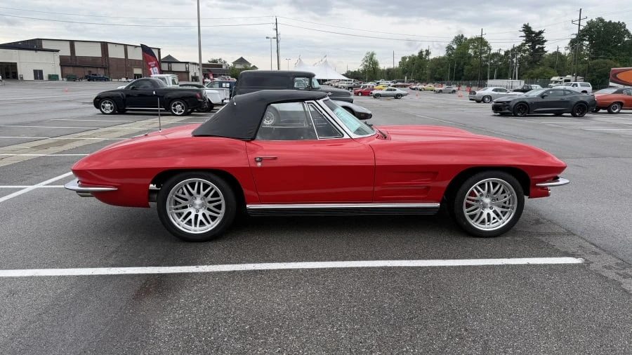 1963 Chevrolet Corvette C2 - Image 2 of 8