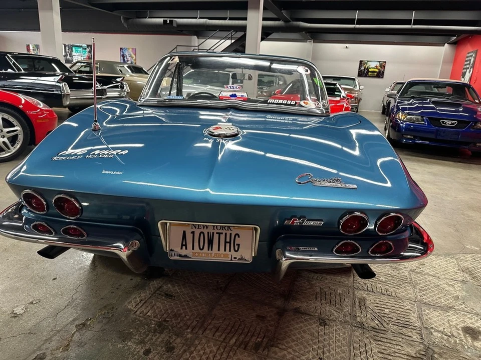 1963 Chevrolet Corvette C2 - Image 20 of 21