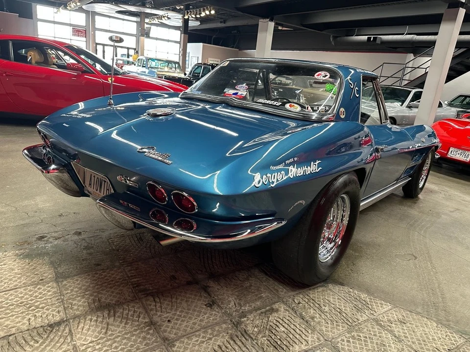 1963 Chevrolet Corvette C2 - Image 16 of 21