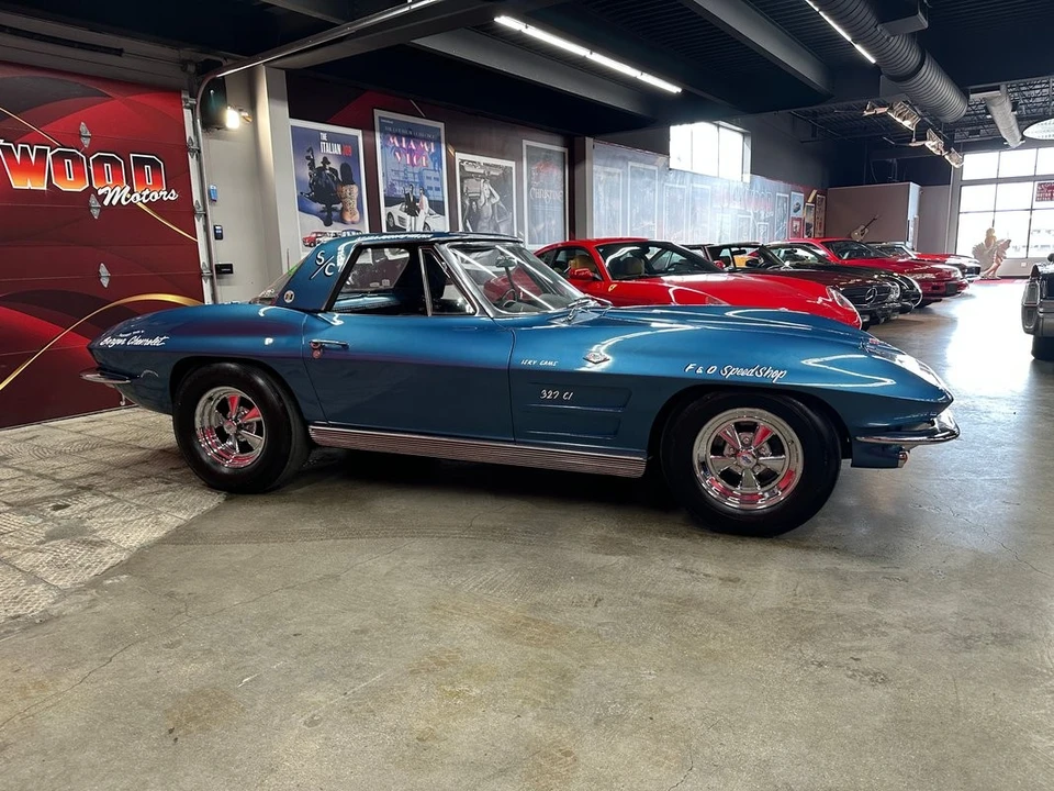 1963 Chevrolet Corvette C2 - Image 11 of 21