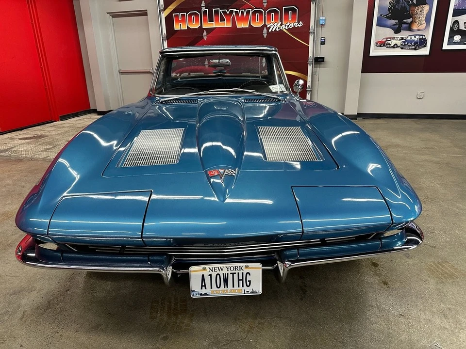1963 Chevrolet Corvette C2 - Image 13 of 21