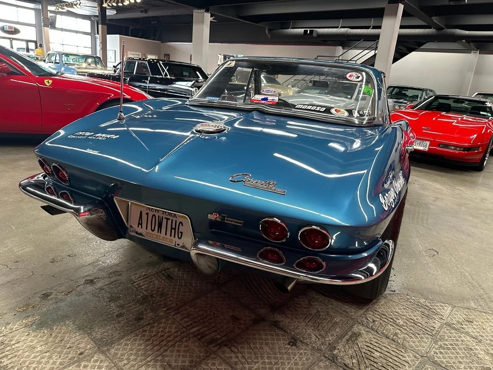 1963 Chevrolet Corvette C2 - Image 18 of 21