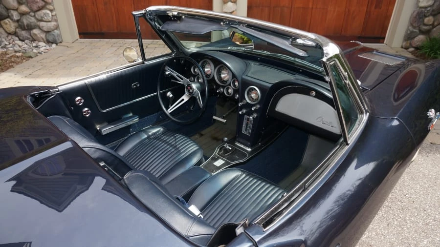 1963 Chevrolet Corvette C2 - Image 8 of 12