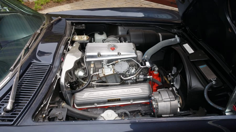 1963 Chevrolet Corvette C2 - Image 10 of 12