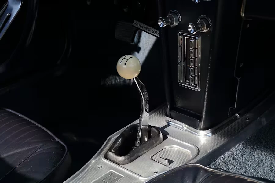 1963 Chevrolet Corvette C2 - Image 24 of 29