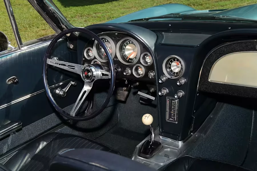 1963 Chevrolet Corvette C2 - Image 20 of 29