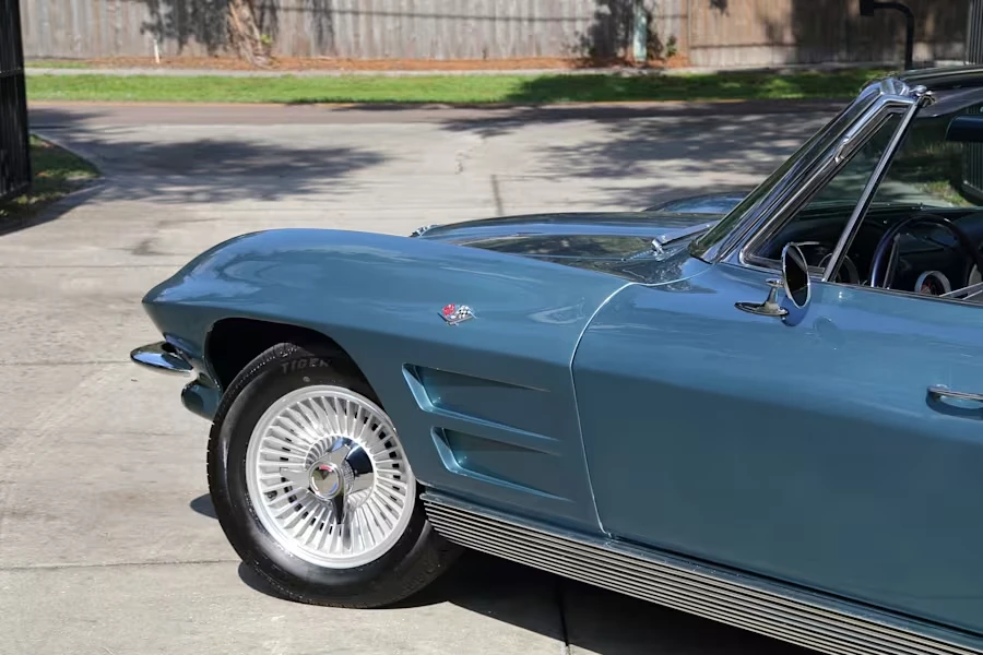 1963 Chevrolet Corvette C2 - Image 13 of 29