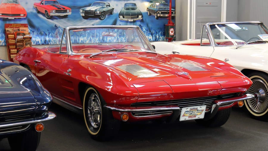 1963 Chevrolet Corvette C2 - Image 18 of 19
