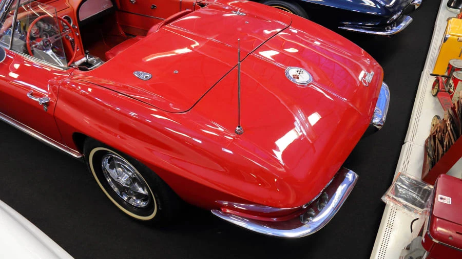 1963 Chevrolet Corvette C2 - Image 19 of 19