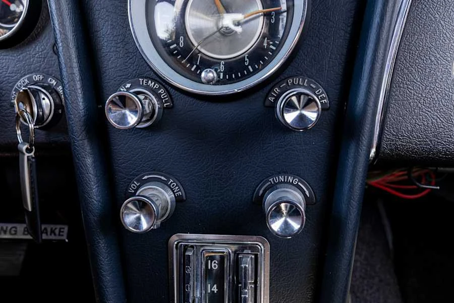 1963 Chevrolet Corvette C2 - Image 31 of 31