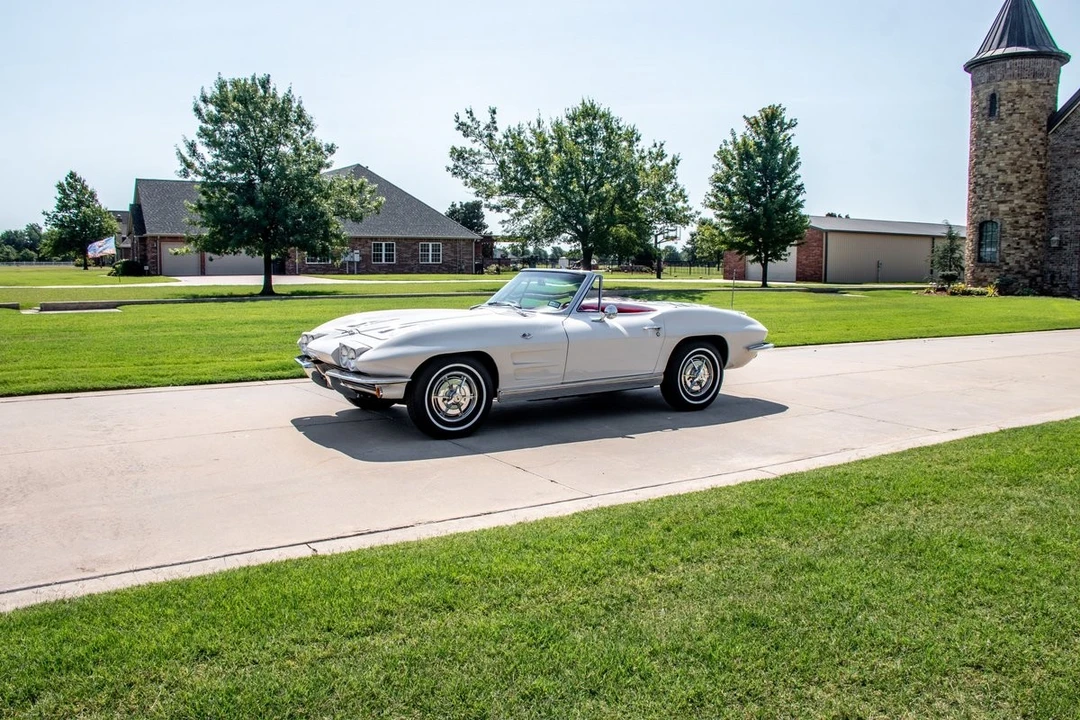 1963 Chevrolet Corvette C2 - Image 3 of 21