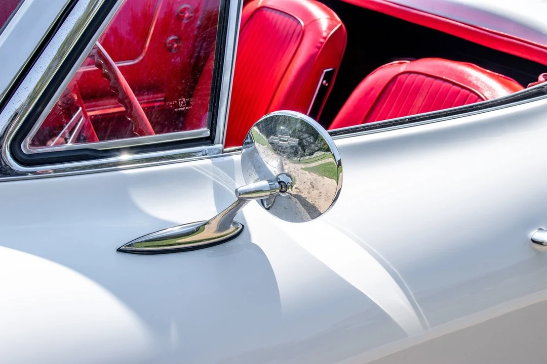 1963 Chevrolet Corvette C2 - Image 17 of 21