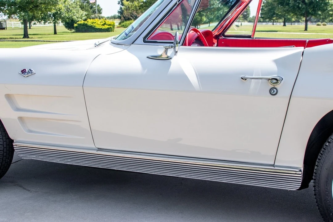 1963 Chevrolet Corvette C2 - Image 16 of 21