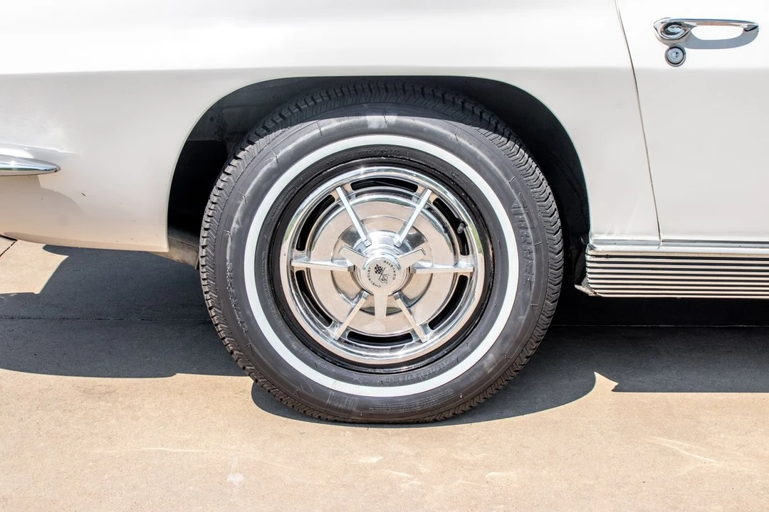 1963 Chevrolet Corvette C2 - Image 7 of 21